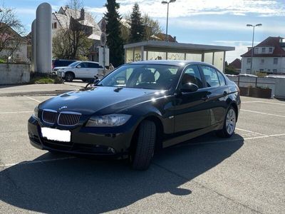 gebraucht BMW 325 i E90 Tüv neu, Scheckheft