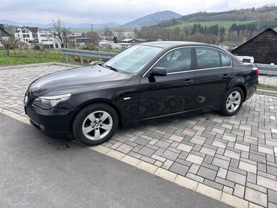 gebraucht BMW 520 i Facelift LCI *NAVI, SITZHEIZUNG, XENON *