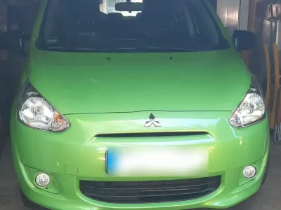 Gebraucht Mitsubishi Space Star Plus 71 PS (52 kW) 2015 Grün Kleinwagen