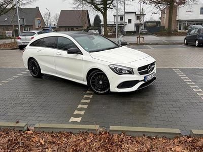 Weiß Gebraucht 2017 Mercedes CLA220 Shooting Brake AMG Kombi | 12.500 € (Fairer Preis)