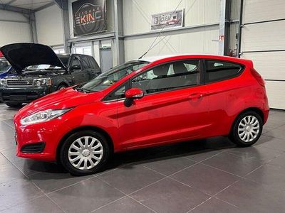 Second-hand Ford Fiesta 80 CP (58 kW) 2016 Roșu Hatchback