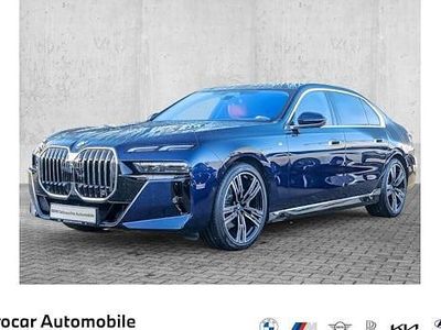 Gebraucht BMW 740 Efficient Dynamics 299 PS (219 kW) 2024 Bmw individual tansanitblau c Limousine