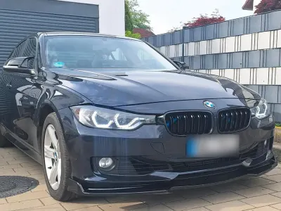 Gebraucht BMW 325 Sport Line 218 PS (160 kW) 2014 Blau Limousine