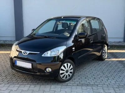 Gebraucht Hyundai i10 67 PS (49 kW) 2010 Schwarz Kleinwagen
