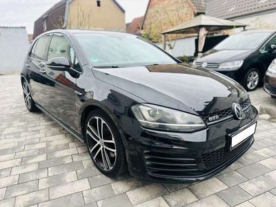 gebraucht VW Golf VII 2,0 GTD *Automatik* XENON*Parkpilot*SHZ*