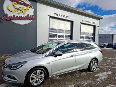 Silber Gebraucht 2018 Opel Astra Dynamic Kombi | 9.978 €