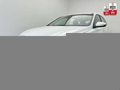 Gebraucht Hyundai i30 Pure 101 PS (74 kW) 2017 Rot metallic
