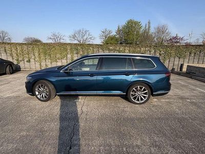 Gebraucht VW Passat Elegance 190 PS (139 kW) 2020 Blau Kombi