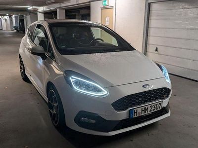Gebraucht Ford Fiesta ST 200 PS (147 kW) 2021 Weiß Kleinwagen