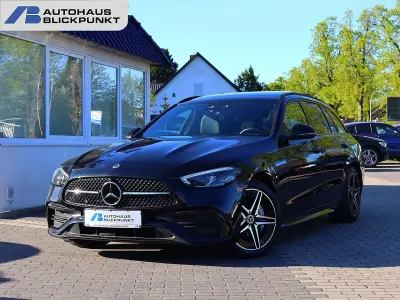 Używany Mercedes C300e AMG 313 KM (230 kW) 2022 Czarny Sedan/Limuzyna
