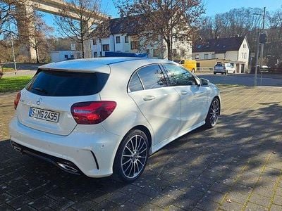 Weiß Gebraucht 2017 Mercedes A180 AMG line Limousine | 18.490 € (Fairer Preis)