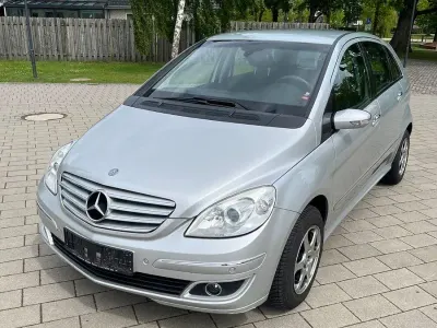 Używany Mercedes B150 95 KM (69 kW) 2006 Srebrny Minivan