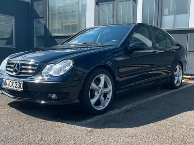 Gebraucht Mercedes C230 Sport Edition 206 PS (151 kW) 2006 Schwarz Limousine