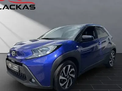 Gebraucht Toyota Aygo X Basis 72 PS (52 kW) 2025 Schwarz SUV