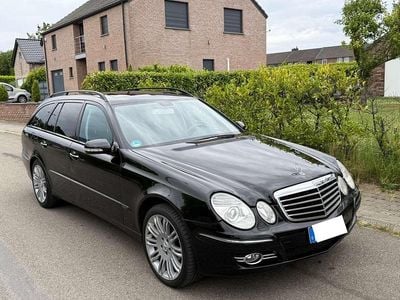 Mercedes E320