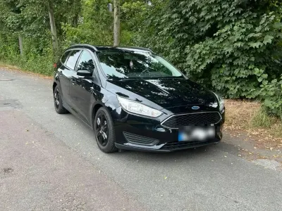 Gebraucht Ford Focus 125 PS (91 kW) 2015 Schwarz Kombi