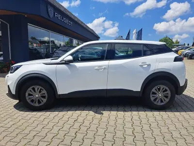 Gebraucht Peugeot 2008 Active 101 PS (74 kW) 2021 Weiß SUV