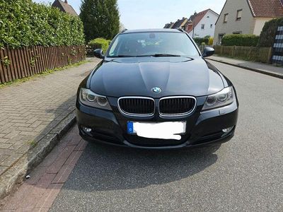 Gebraucht BMW 318 Sport Line 143 PS (105 kW) 2010 Schwarz Kombi