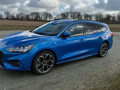 Usata Ford Focus ST-Line 150 CV (110 kW) 2019 Blu Berlina