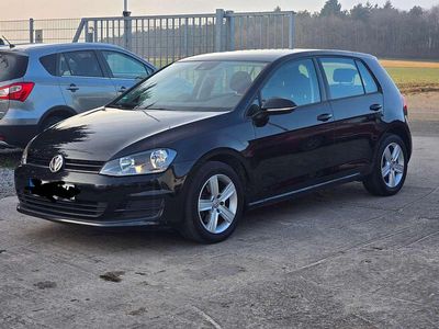 Gebraucht VW Golf VII Comfortline 105 PS (77 kW) 2013 Deep black perleffekt Kleinwagen
