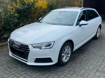 Gebraucht Audi A4 Comfort 150 PS (110 kW) 2018 Weiß Kombi