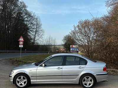 Gebraucht BMW 318 143 PS (105 kW) 2003 Silber Limousine