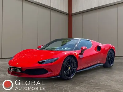 Gebraucht Ferrari 296 829 PS (609 kW) 2022 Rot