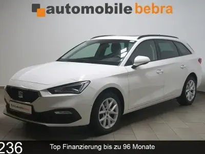 Begagnad Seat Leon Style 150 HK (110 kW) 2022 Vit Kombi