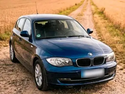 Gebraucht BMW 116 122 PS (89 kW) 2010 Blau Kleinwagen