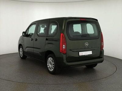 Neu Opel Combo 102 PS (75 kW) 2025 Grün Van / Kleinbus