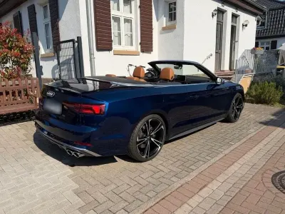 Gebraucht Audi S5 Cabriolet Sport 354 PS (260 kW) 2018 Blau Cabrio
