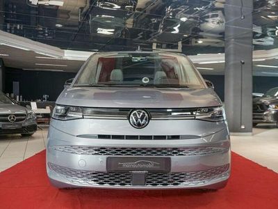 Gebraucht VW Multivan 136 PS (100 kW) 2023 Grau Van