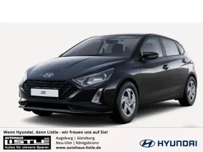 Neu Hyundai i20 Select 99 PS (72 kW) 2025 Schwarz Limousine