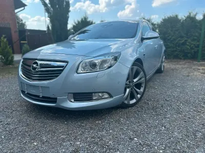 Gebraucht Opel Insignia OPC 194 PS (142 kW) 2013 Silber Limousine