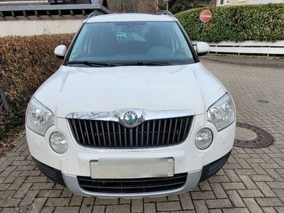 gebraucht Skoda Yeti 2.0 TDI, Allrad, AHK, Standheizung, Panoramadach