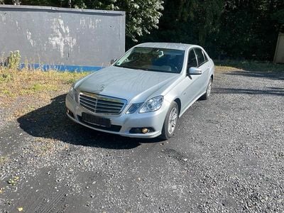 Mercedes E220