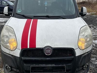 Weiß Gebraucht 2010 Fiat Doblò Van / Kleinbus | 1.350 € (Superpreis)