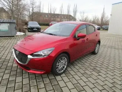 Gebraucht Mazda 2 Kizoku 90 PS (66 kW) 2021 Magmarot metallic Kleinwagen