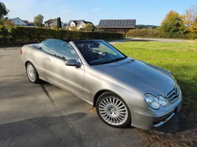 Gebraucht Mercedes CLK350 272 PS (200 kW) 2006 Andere farben Cabrio