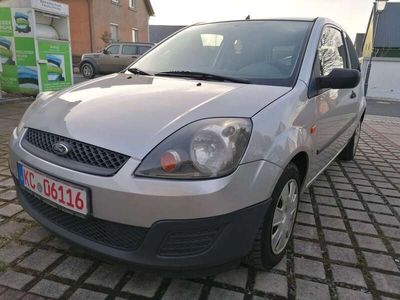 gebraucht Ford Fiesta Ambiente***KLIMA**WR+SR****TÜV : 11.2025*******