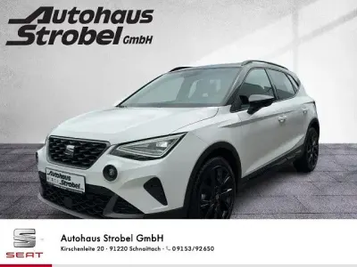 Gebraucht Seat Arona Black Edition 150 PS (110 kW) 2025 Candyweiß SUV