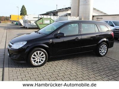 Używany Opel Astra Edition 116 KM (85 kW) 2009 Czarny Sedan/Limuzyna