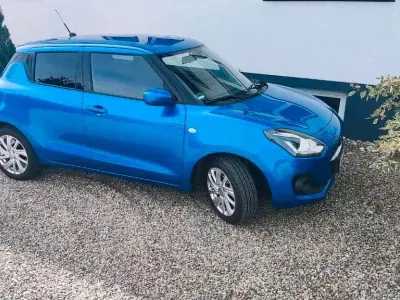 Gebraucht Suzuki Swift Comfort 83 PS (61 kW) 2021 Blau Kleinwagen