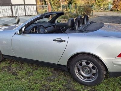 Silber Gebraucht 1999 Mercedes SLK200 Cabrio | 3.400 € (Guter Preis)