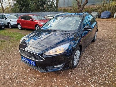 Gebraucht Ford Focus 101 PS (74 kW) 2016 Schwarz Limousine
