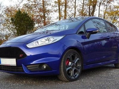 Gebraucht Ford Fiesta Sport 182 PS (133 kW) 2017 Blau Kleinwagen