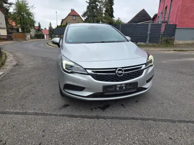 Gebraucht Opel Astra Active 136 PS (100 kW) 2018 Silber Kombi