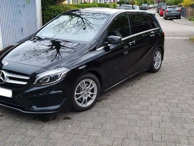 Mercedes B200