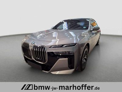 Gebraucht BMW 740 M Sport 286 PS (210 kW) 2025 Grau (oxidgrau metallic) Limousine