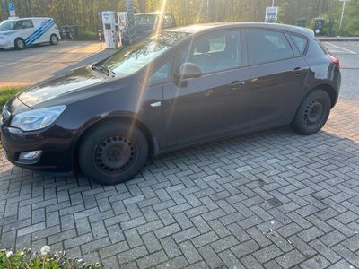 gebraucht Opel Astra EZ 2011 1.4 Turbo